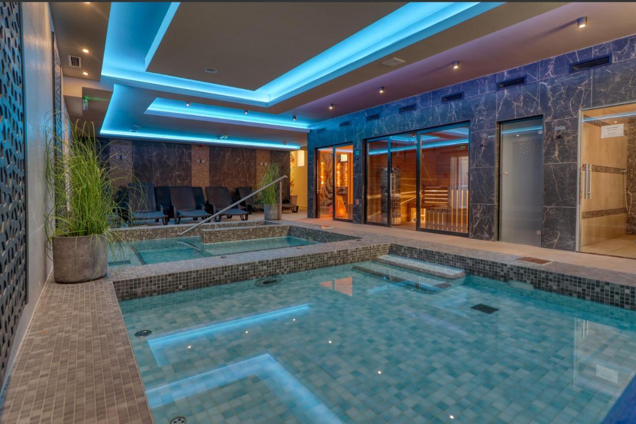 Villa Park Panzio ซิลวาชวาร็อด ภายนอก รูปภาพ